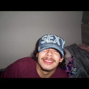 Meet your Posher, Alex